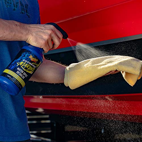 Meguiar's Extreme Marine Water Spot Detailer - Hard Water Stain Remover that Offers Additional Shine and Protection in One Advanced Marine Detailing Spray - Non-Abrasive Formula, 32 Oz Spray
