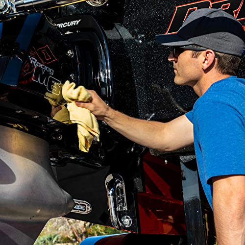 Meguiar's Extreme Marine Water Spot Detailer - Hard Water Stain Remover that Offers Additional Shine and Protection in One Advanced Marine Detailing Spray - Non-Abrasive Formula, 32 Oz Spray