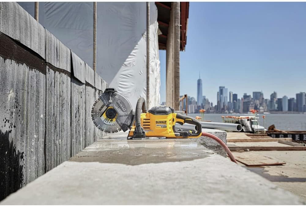 DEWALT 9" x 7/8" Flexvolt Masonry/Concrete Diamond Cutting Wheel - DWAFV8900