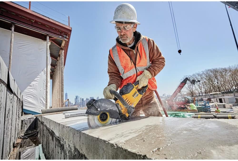 DEWALT 9" x 7/8" Flexvolt Masonry/Concrete Diamond Cutting Wheel - DWAFV8900