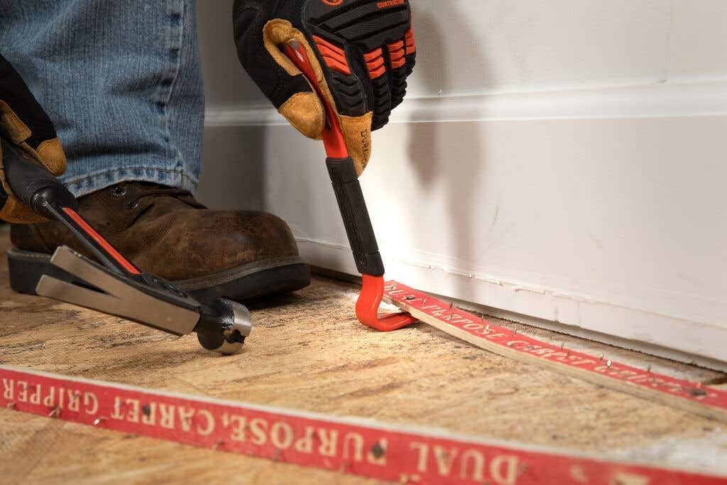 Crescent 7" Flat Pry Bar with Grip - FB7-06