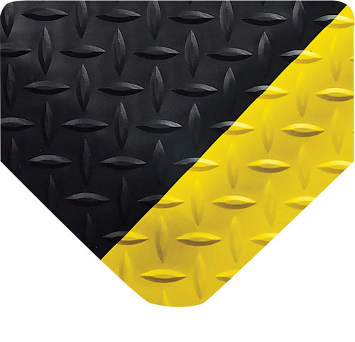 Wearwell Diamond-Plate SpongeCote UltraSoft Mat Anti-Fatigue Workstation Mat. 3' W x 5' L x 15/16" Thickness. Nitricell Sponge. Pre-Beveled Edge.