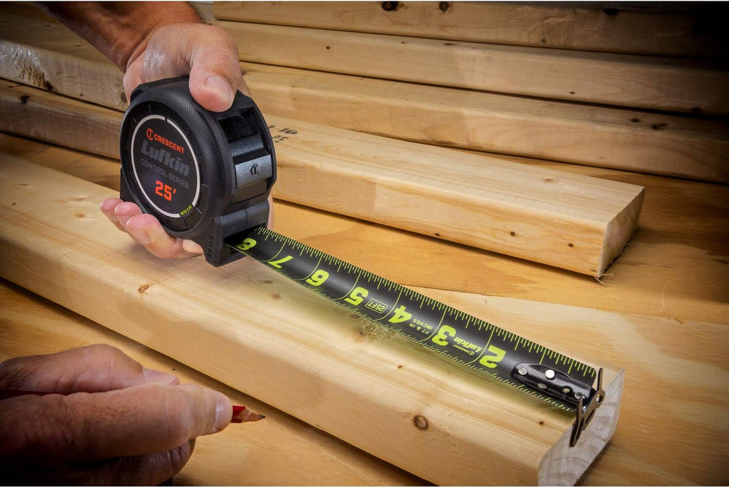 Crescent Lufkin L1025CB-02 1-3/16 x 25' Command Control Series Black Clad Tape Measure