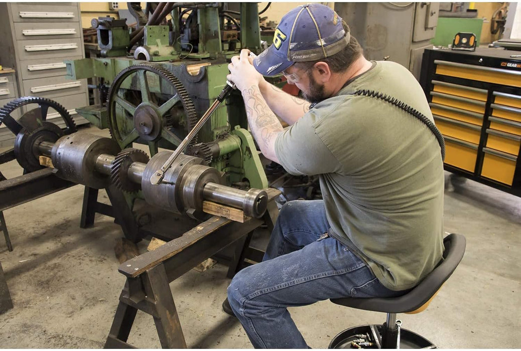 GEARWRENCH 85181 1/2" Drive 120XP Micrometer Torque Wrench, 30-250 ft/lbs.