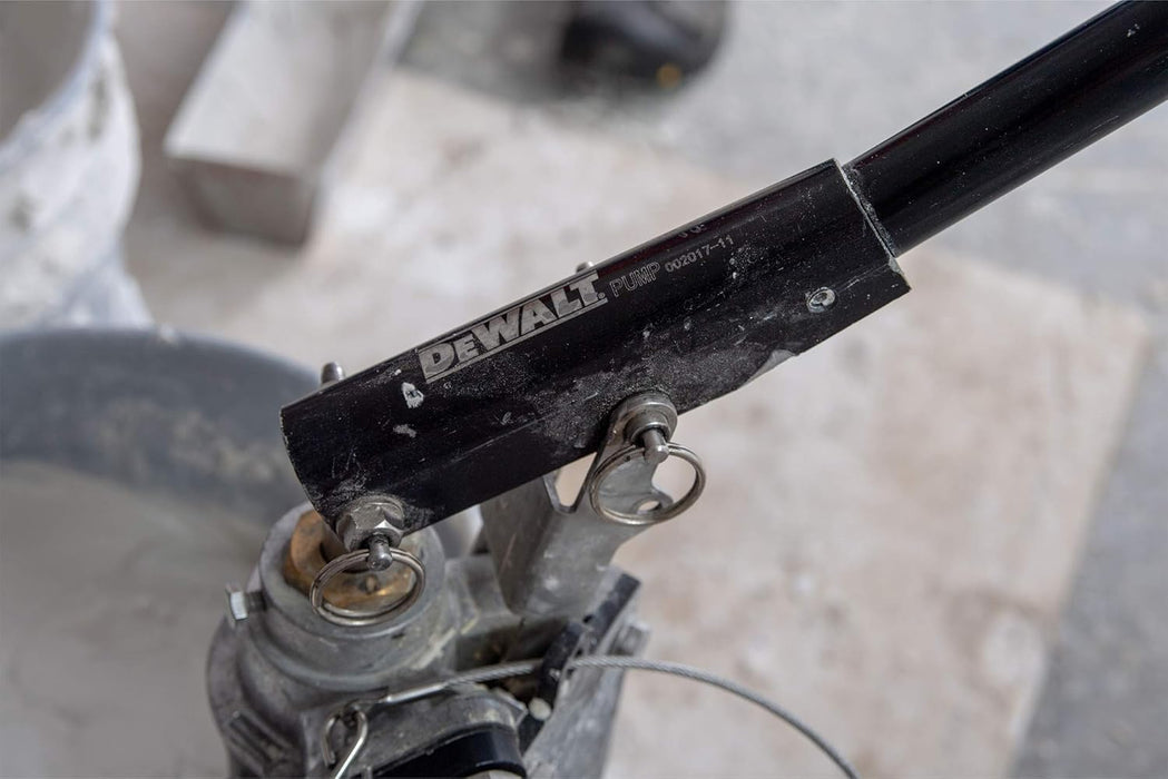 DEWALT DXTT-2-771 Compound Pump + Free Box Filler Valve