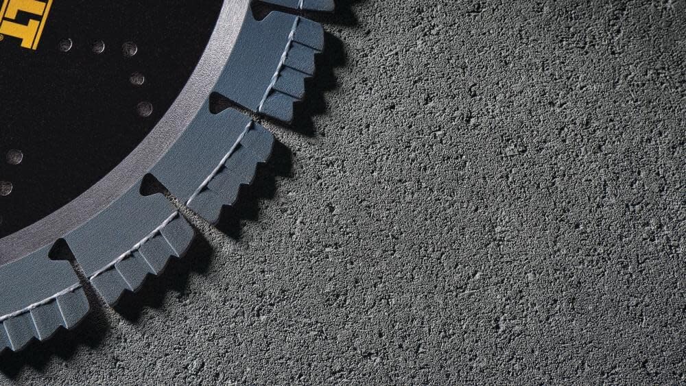 DEWALT (DW47427) Diamond Blade, All Purpose, Segmented XP7, 14 in.