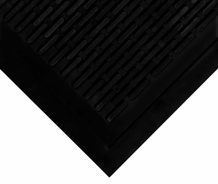 Wearwell UpFront Scraper Mat - Unslotted, Black. Natural Rubber. Pliable Ridges. Shoe Cleaning Mat for Debris, Snow and Rain. 3' W x 5' L x 5/16" Thickness.