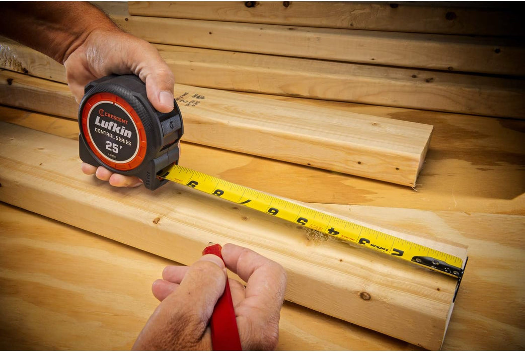 Crescent Lufkin 1-3/16 x 35' Command Control Series Yellow Clad Tape Measure - L1035C-02