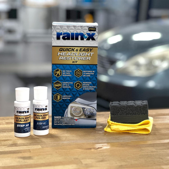 Rain-X 610200 2-Step Headlight Restorer Kit, Restores Clarity of Headlights Preventing Oxidation & Discoloration, Quick & Effective in Just 15 Mins with No Tools or Tape Required