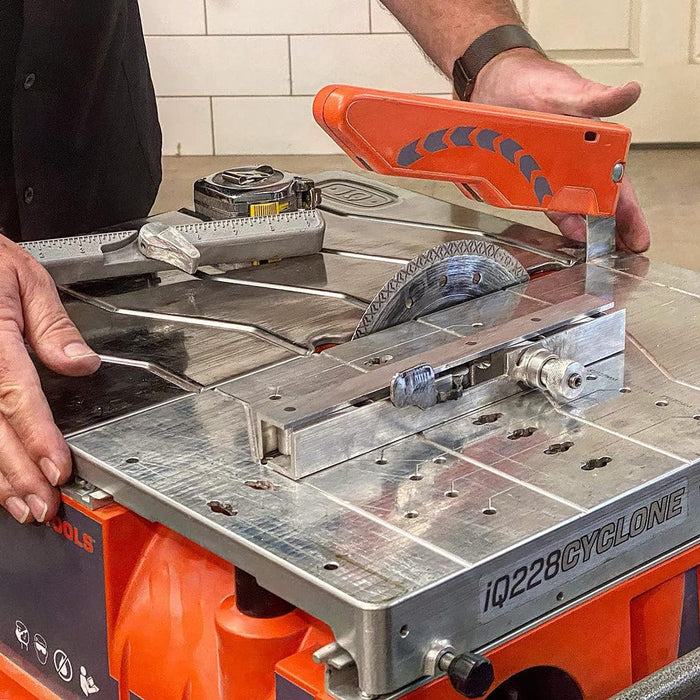 IQ Power Tools CYCLONE 7" Dustless/Dry Cut Bench Top Tile Saw IQ228