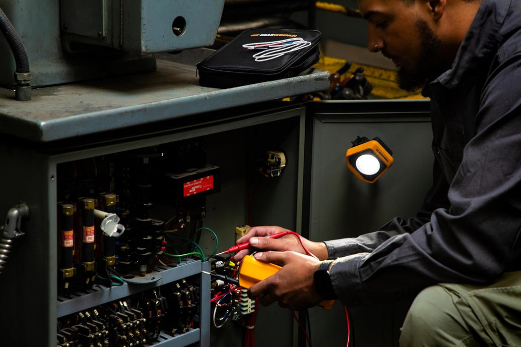 GEARWRENCH 1000 Lumens Rechargeable Shop Light | GWSL1000