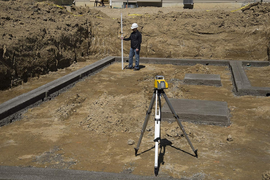 Spectra Precision LL300N Laser Level, Self Leveling Kit with HL450 Receiver, Clamp, Alkaline Batteries