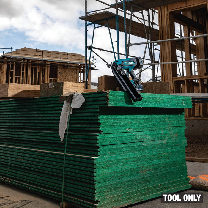 Makita XNB03Z 18V LXT Lithium-Ion Cordless 21º Full Round Head 3-1/2" Framing Nailer (Bare Tool)