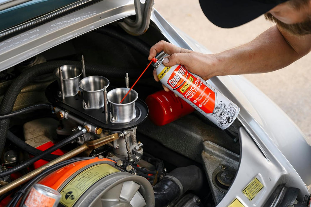 Gumout 800002231 Carb/Choke Carburetor Cleaner Spray, Carb Intake Valve Cleaner Cleans Gum Varnish & Dirt Inside & Outside Carburetor Chamber 14 Oz. (Pack of 6)