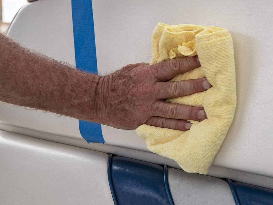 Meguiar's M5716 Marine/RV Vinyl & Rubber Cleaner & Protectant, Boat Vinyl Cleaner & Protectant, Revitalize Plastic and Rubber with an Easy-to-Use Non-Greasy Formula, 16 Oz Spray Bottle