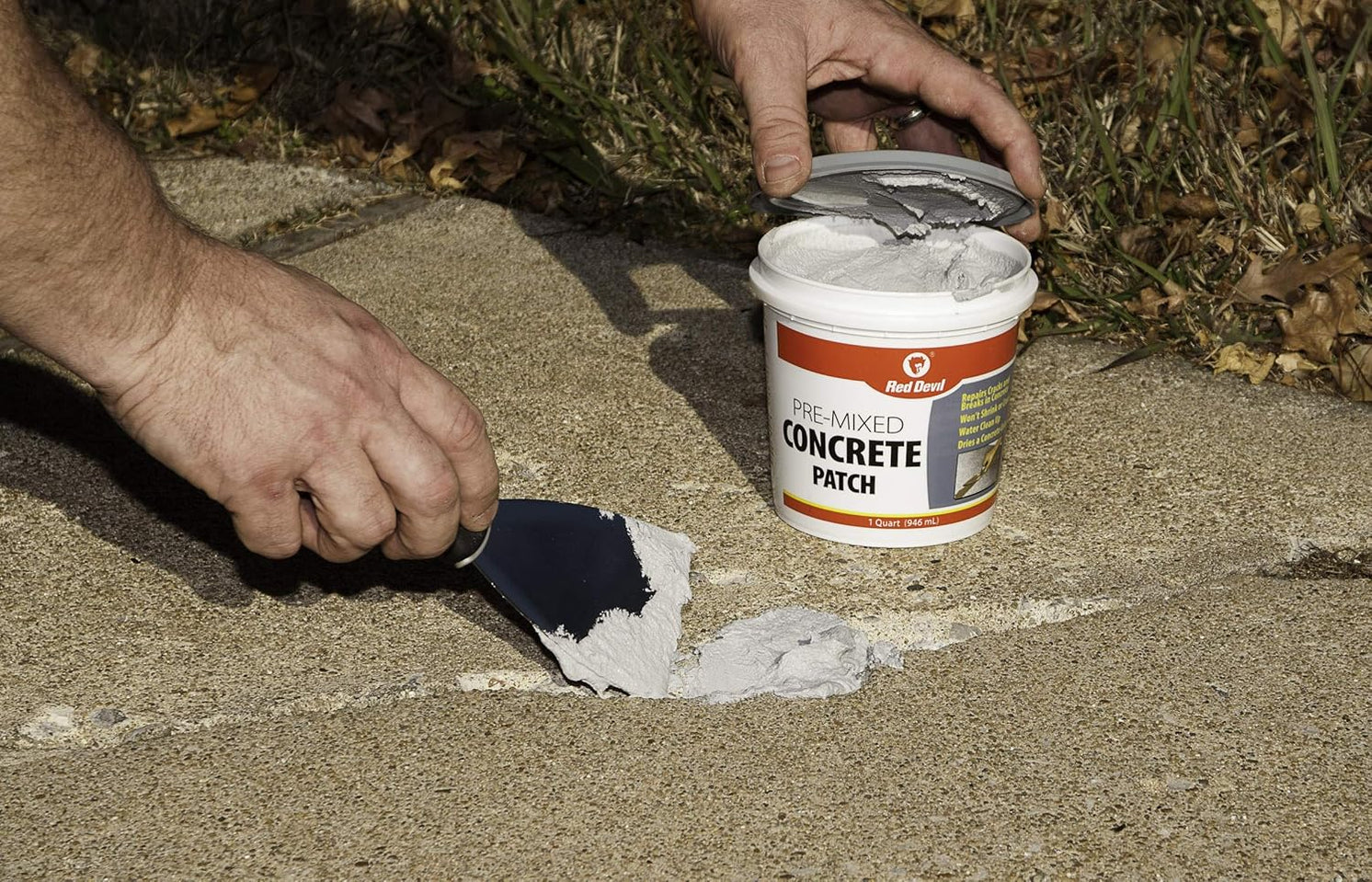 Red Devil 0645 Concrete Repair Patch, Cement Crack Filler, 5.5 Oz Sque ...