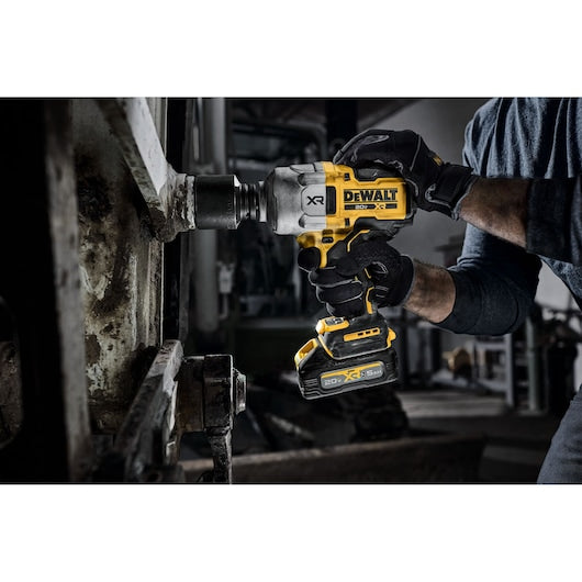 DEWALT DCF964B 20V MAX XR Brushless Cordless 3/4 in. High Torque Impact Wrench With Hog Ring Anvil (Tool Only)