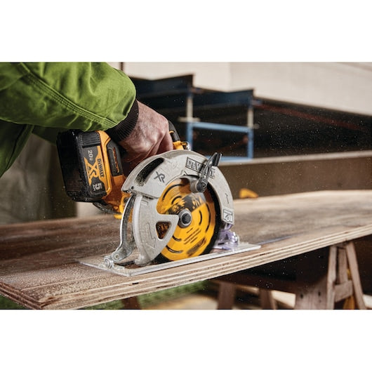 DEWALT DWA1714243 7-1/4-Inch 24-Tooth Circular Saw Blade (Pack of 3)