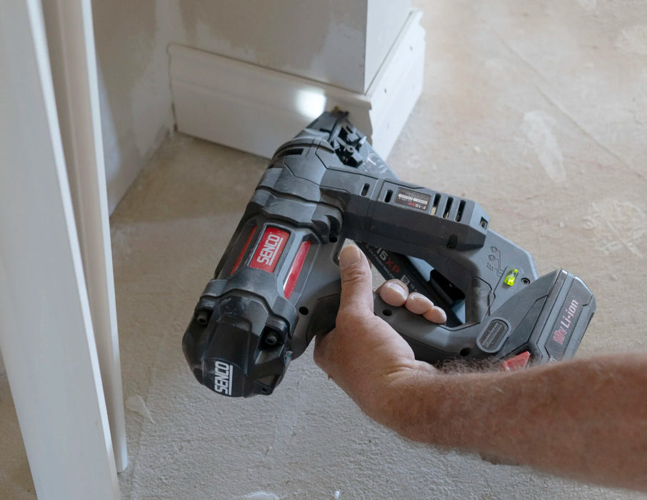 Senco Fusion F-15XP 18V Lithium-Ion 2-1/2 in. Cordless 15 ga. Finish Nailer (1.5 Ah)