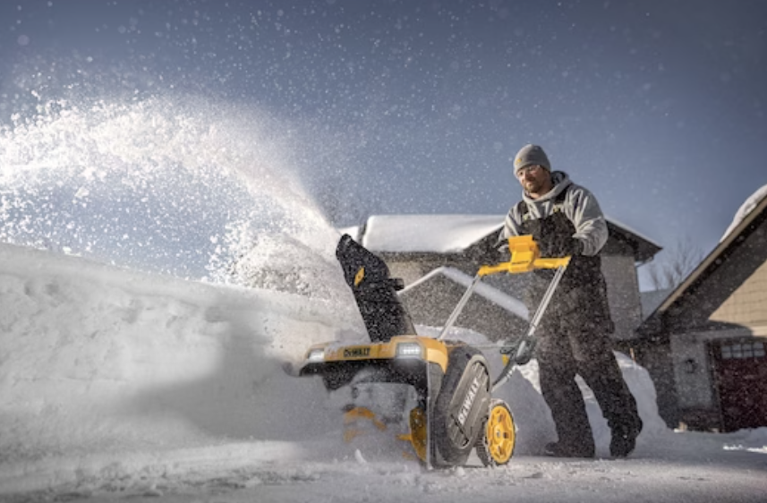 DeWALT 2x 60V Single Stage 21 In. Brushless Snow Thrower (Bare Tool)