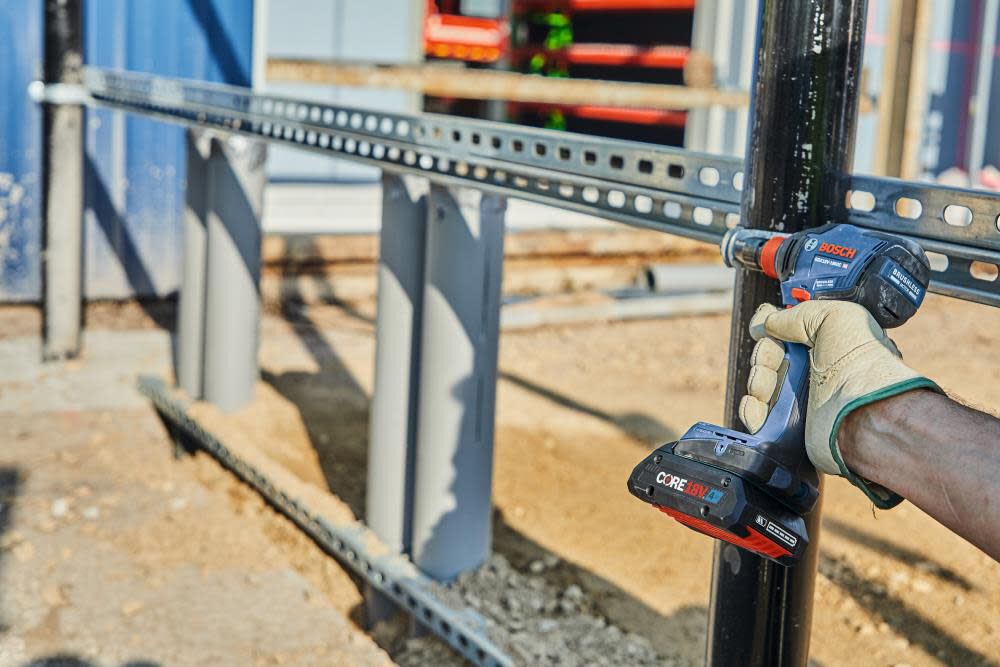 BOSCH 18V Freak 1/4 In. & 1/2 In. Impact Driver Kit
