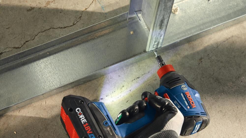 BOSCH 18V Freak 1/4 In. & 1/2 In. Impact Driver Kit