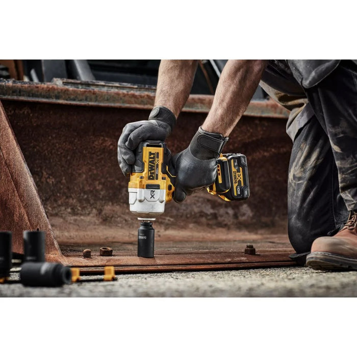DeWALT DCF961GP1 20V MAX 1/2 XR High Torque Impact Wrench Kit