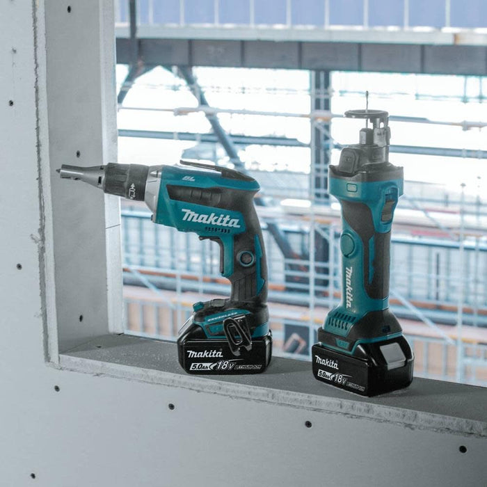Makita 18V LXT Lithium-Ion Cordless 2-Pc. Combo Kit (5.0Ah)