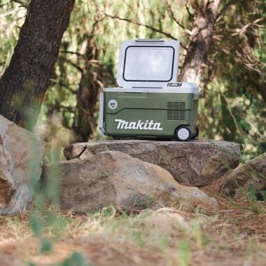 Makita (ADCW180Z) Outdoor Adventure 18V X2 LXT 12V/24V DC Auto, and AC Cooler/Warmer (Bare Tool)