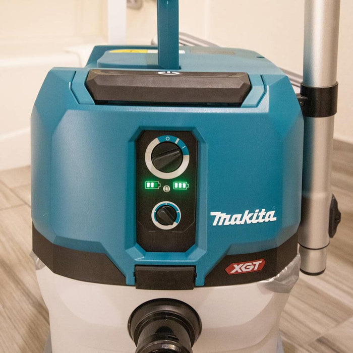 Makita 40V Max XGT️ 4 Gallon Wet/Dry Dust Extractor/Vacuum (Bare Tool)