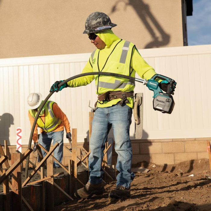 Makita (GRV02L1) 40V MAX XGT 8ft Concrete Vibrator 8Ah Kit