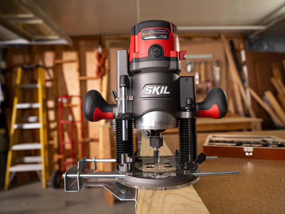 SKIL 14 Amp Plunge and Fixed Base Digital Router