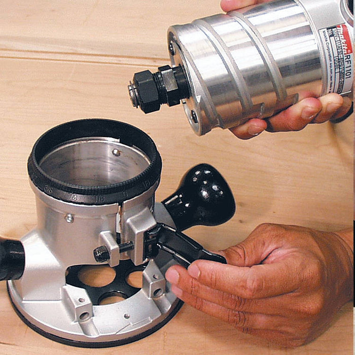 Makita 2-1/4 HP Router Kit, Plunge and Fixed Base, 8,000-24,000 RPM, var. spd., case