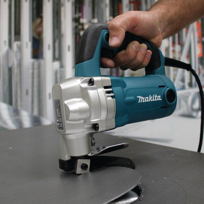 Makita (JS3201) 10 Gauge Shear, 6.2 AMP, 1,600 SPM