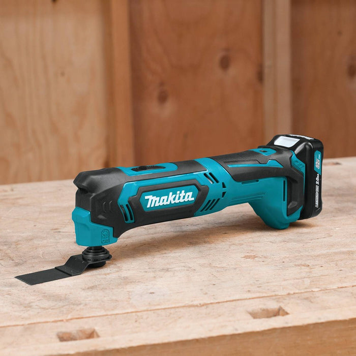 Makita MT01R1 - 12V max CXT Lithium-Ion Cordless Oscillating Multi-Tool Kit, 6,000-20,000 OPM, case (2.0Ah)