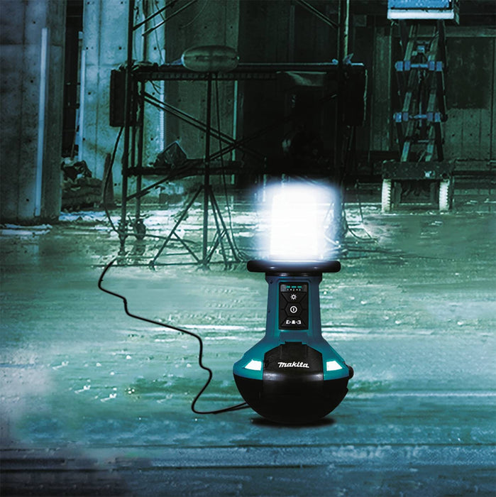 Makita 18V X2 LXT Lithium-Ion Cordless Upright L.E.D. Area Light (Bare Tool)