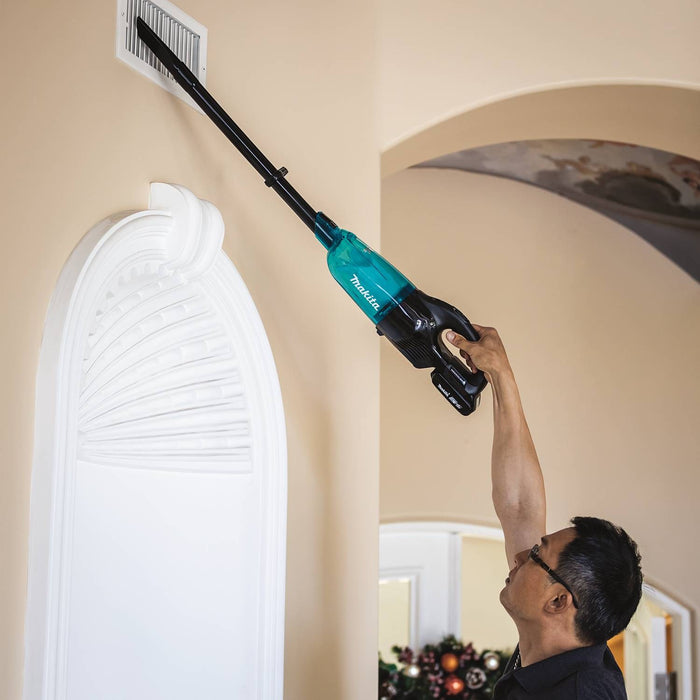 Makita XLC03R1BX4 - 18V LXT Lithium-ion Compact Brushless Cordless Vacuum Kit, Trigger w/ Lock, with one battery (2.0Ah)