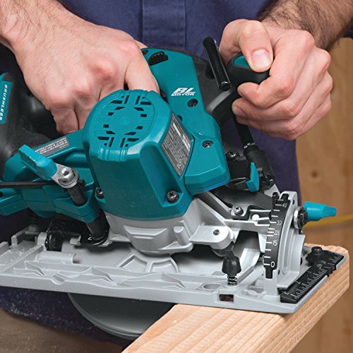 Makita (XOP02Z) 18V LXT Lithium-Ion Brushless Cordless 6-1/2" Circular Saw