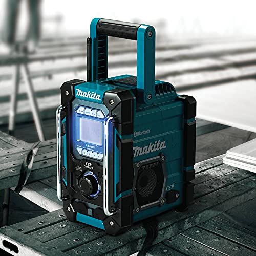 Makita 18V (XRM10) LXT Outdoor Adventure Bluetooth Radio