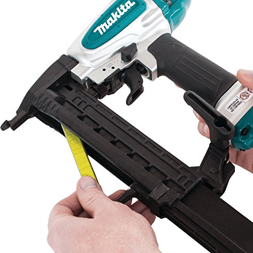 Makita 18-Gauge 1/4" Narrow Crown Stapler