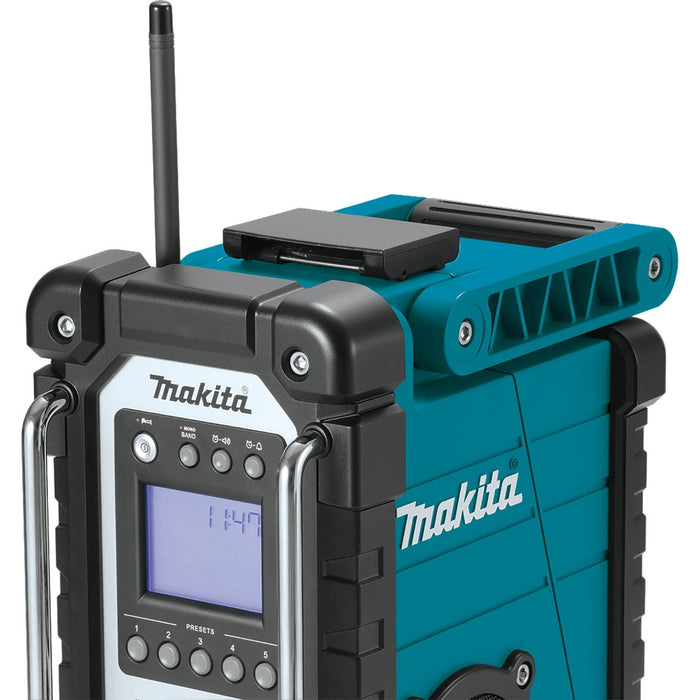 Makita ADRM06 Outdoor Adventure 18V LXT Lithium-Ion Bluetooth Radio (Tool  Only) —