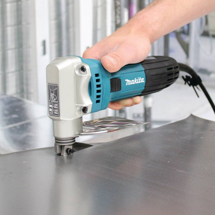Makita JS1602 - 16 Gauge Shear, 3.3 AMP, 4,000 SPM