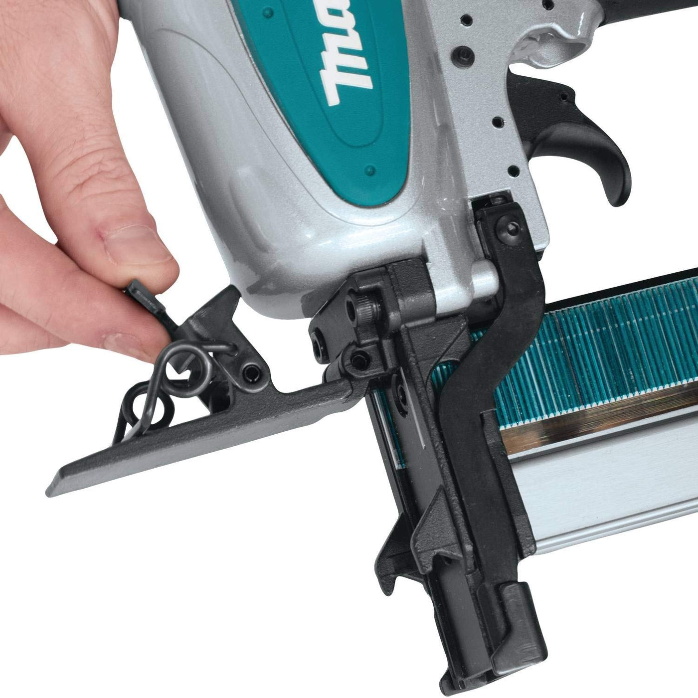 Contractor Stapler Makita 1
