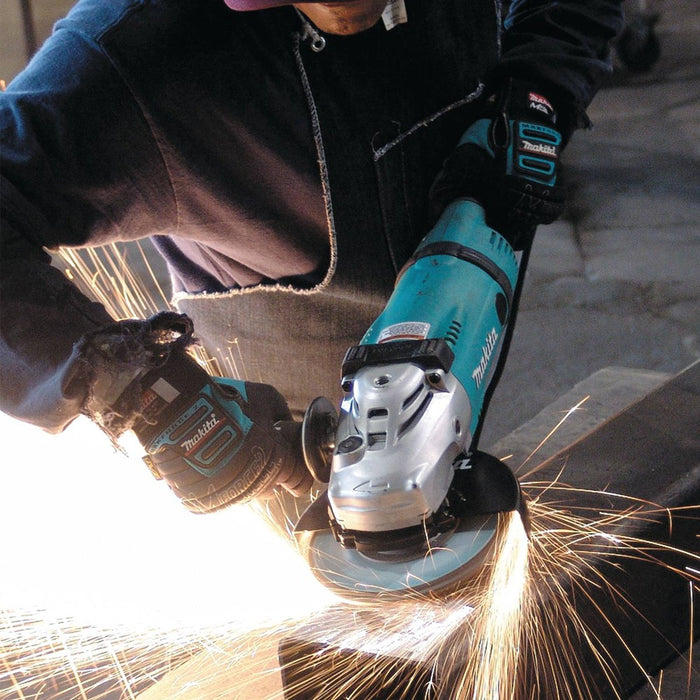 Makita GA9040S - 9" Angle Grinder, 15 AMP, Soft Start, 6,600 RPM, 5/8"-11, no lock-off, lock-on