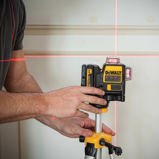 DeWALT 12V DW089LR MAX Line Laser 3x 360 Degree Red