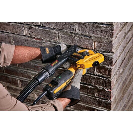 DEWALT 5 IN. / 6 IN. BRUSHLESS SMALL ANGLE GRINDER, SLIDE WITH TUCKPOINTING SHROUD