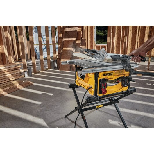 DeWALT Compact Table Saw