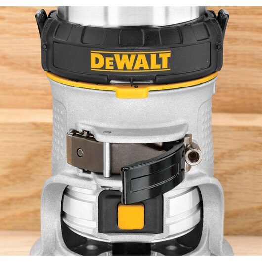 DEWALT (DWP611) 1-1/4 HP Max Torque Variable Speed Compact Router with LED's
