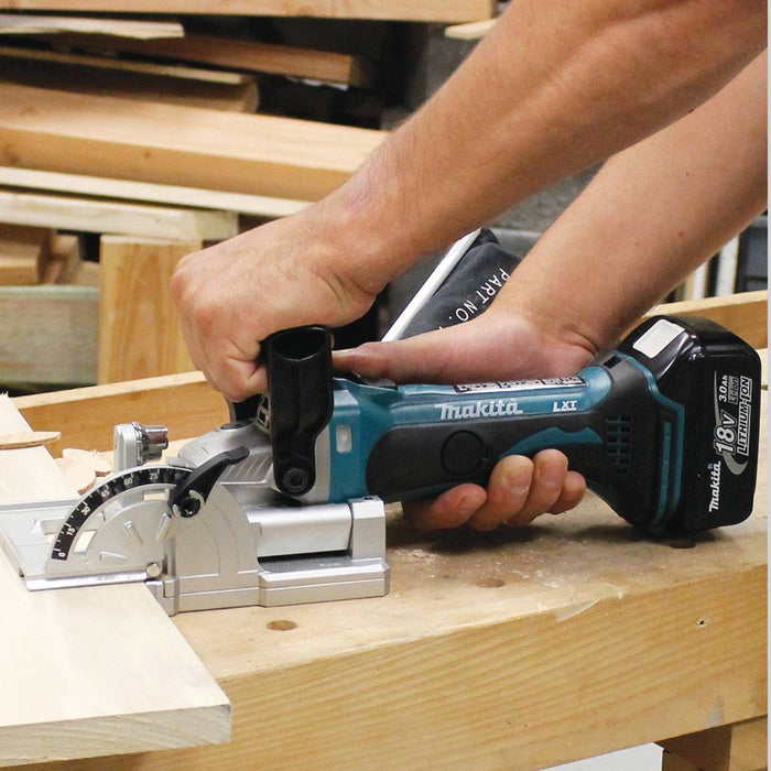 Makita XJP03Z - 18V LXT Lithium-Ion Cordless Plate Joiner (Bare Tool)