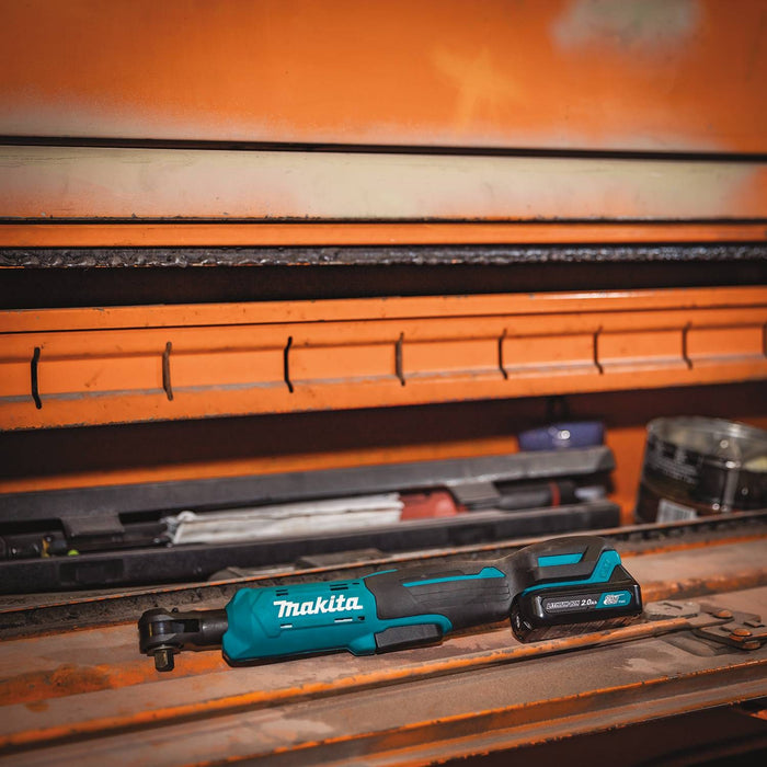 Makita 12V max CXT Lithium-Ion Cordless 3/8" / 1/4" Sq. Drive Ratchet Kit